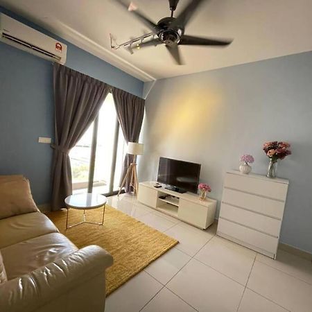 Blue Aesthetic Luxury Seaview 3 Min Drive Sunway Lägenhet Butterworth Exteriör bild